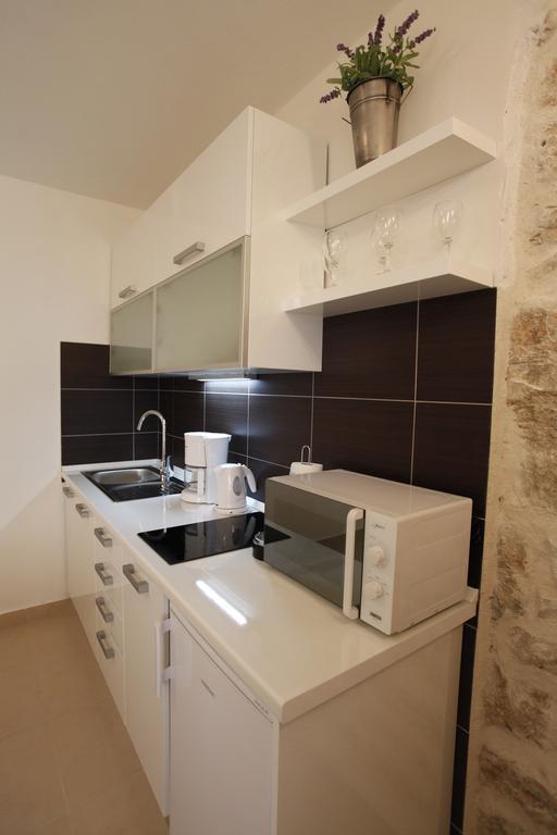 Apartment Vallamar Zara Esterno foto